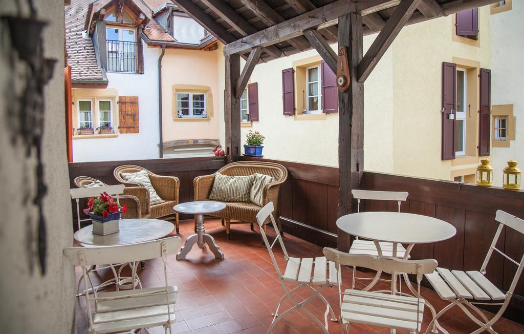 Hotel Les Vieux Toits Невшатель Екстер'єр фото